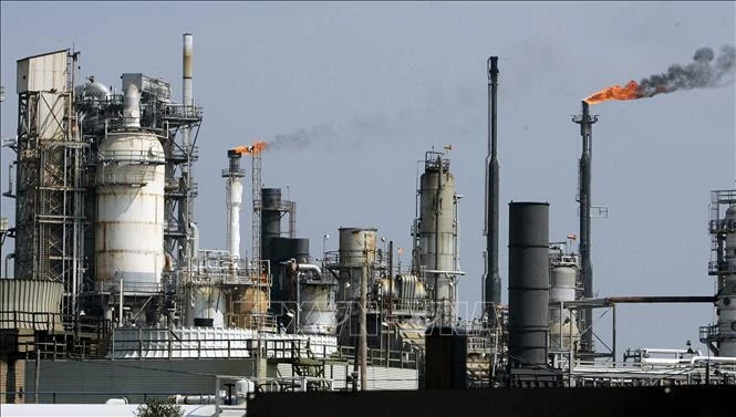 OPEC+ dự kiến tiếp tục nâng hạn ngạch khai thác dầu trong tháng 9 OPEC+ dự kiến tiếp tục nâng hạn ngạch khai thác dầu trong tháng 9