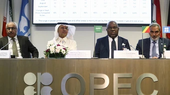 OPEC+ tăng sản xuất dầu tháng thứ 5 liên tiếp