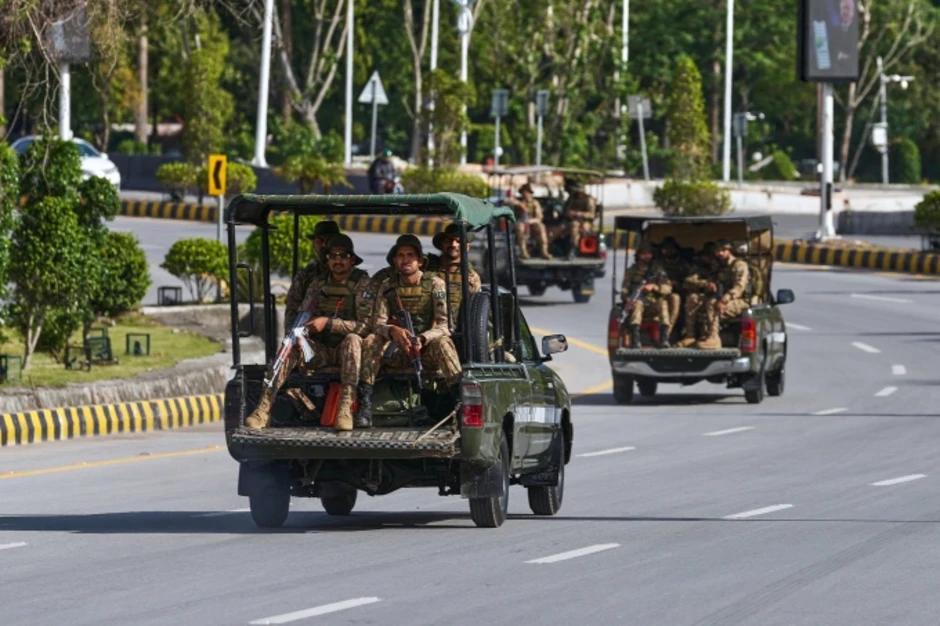 Pakistan cấm đường, phong tỏa khách sạn để tổ chức đàm phán Iran - Mỹ Pakistan cấm đường, phong tỏa khách sạn để tổ chức đàm phán Iran - Mỹ
