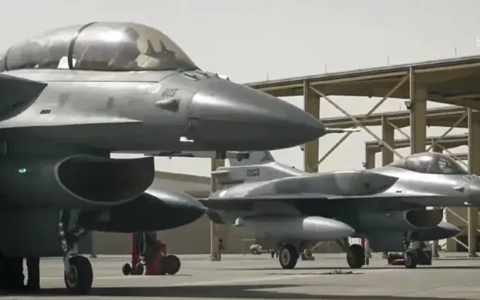 Pakistan điều quân và máy bay chiến đấu đến Saudi Arabia Pakistan điều quân và máy bay chiến đấu đến Saudi Arabia