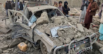 Pakistan không kích thủ đô Afghanistan, tuyên bố chiến tranh