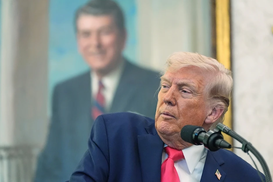 Phải chăng ông Trump chỉ đang cố gắng câu giờ với Iran? Phải chăng ông Trump chỉ đang cố gắng câu giờ với Iran?