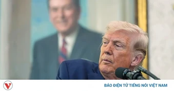 Phải chăng ông Trump chỉ đang cố gắng câu giờ với Iran?