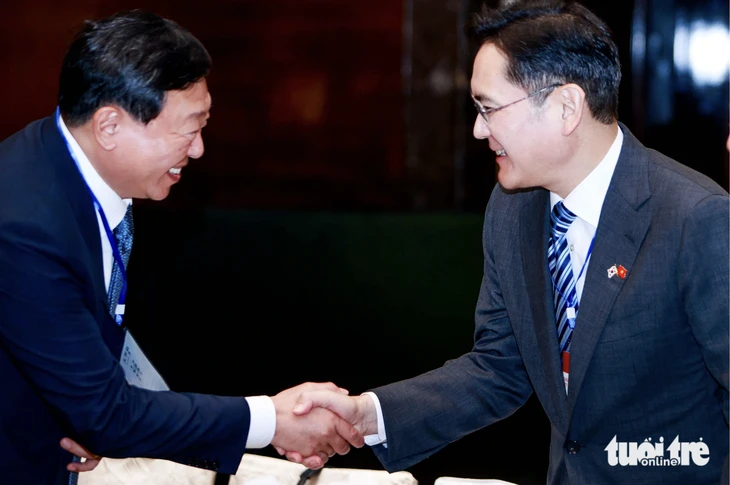Phái đoàn doanh nghiệp hùng hậu tháp tùng Tổng thống Lee Jae Myung sang Việt Nam Phái đoàn doanh nghiệp hùng hậu tháp tùng Tổng thống Lee Jae Myung sang Việt Nam