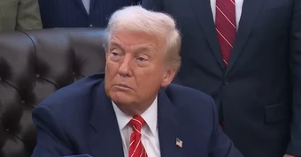 Phán quyết chấn động của Tòa tối cao Mỹ ảnh hưởng ra sao đến ông Trump?