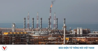 Phản ứng của ông Trump sau khi Israel tấn công mỏ khí đốt lớn quan trọng của Iran