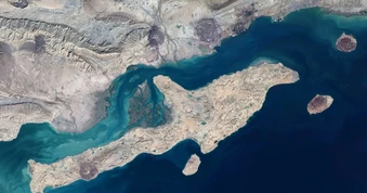 Pháo đài "mũi tên" của Iran án ngữ eo biển Hormuz