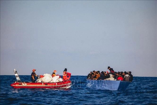 Phát hiện nhiều thi thể tại khu vực ven biển của Libya Phát hiện nhiều thi thể tại khu vực ven biển của Libya