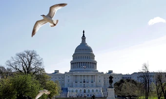 Phe Dân chủ thất bại trong nỗ lực hạn chế quyền lực chiến tranh của ông Trump