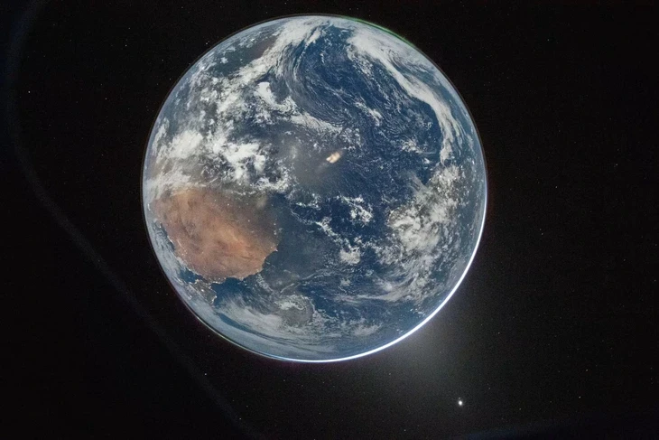 Phi hành đoàn Artemis II gửi ảnh Trái đất huyền ảo từ 160.000km Phi hành đoàn Artemis II gửi ảnh Trái đất huyền ảo từ 160.000km