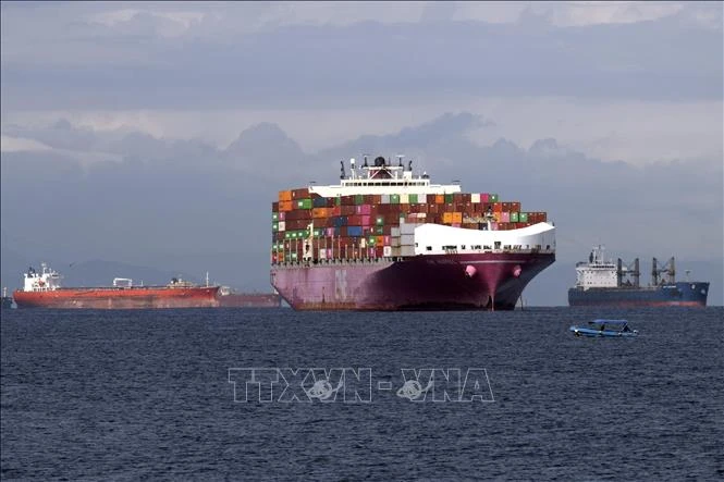 Phí qua kênh đào Panama tăng vọt vì El Nino và khủng hoảng Hormuz Phí qua kênh đào Panama tăng vọt vì El Nino và khủng hoảng Hormuz