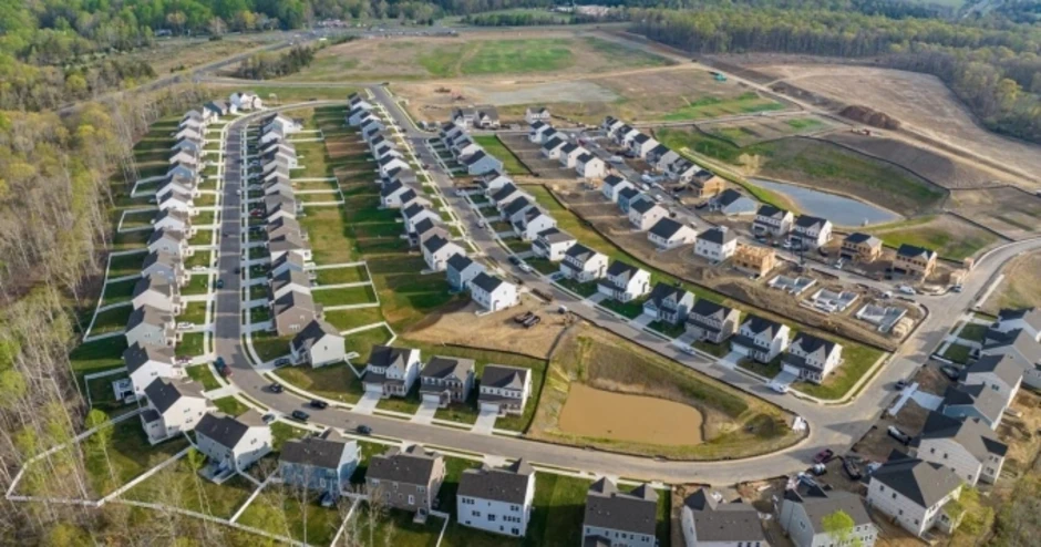 Phí quản lý khu dân cư tăng cao khiến người mua nhà Mỹ thêm chật vật Phí quản lý khu dân cư tăng cao khiến người mua nhà Mỹ thêm chật vật