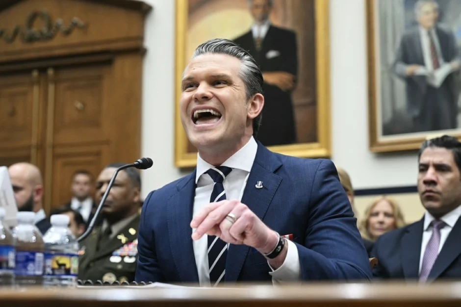 Phiên điều trần kịch tính của Bộ trưởng Quốc phòng Mỹ Hegseth và Tướng Caine trước quốc hội về cuộc chiến Iran Phiên điều trần kịch tính của Bộ trưởng Quốc phòng Mỹ Hegseth và Tướng Caine trước quốc hội về cuộc chiến Iran