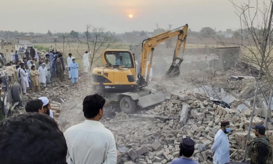 Phiến quân san phẳng đồn cảnh sát Pakistan, 15 sĩ quan thiệt mạng Phiến quân san phẳng đồn cảnh sát Pakistan, 15 sĩ quan thiệt mạng