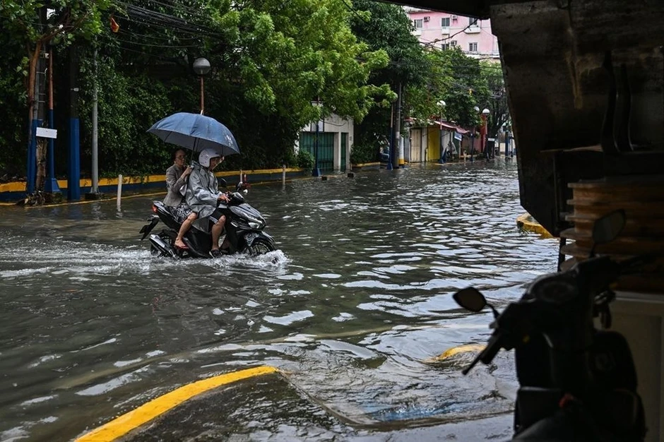 Philippines đóng cửa nhiều trường học, văn phòng do mưa lớn Philippines đóng cửa nhiều trường học, văn phòng do mưa lớn