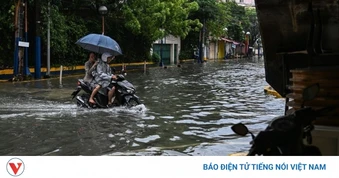 Philippines đóng cửa nhiều trường học, văn phòng do mưa lớn