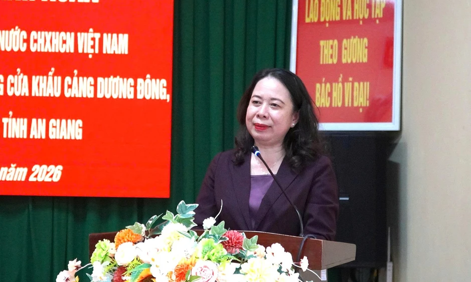 Phó Chủ tịch nước: Biên phòng Phú Quốc không để bị động, bất ngờ trong mọi tình huống Phó Chủ tịch nước: Biên phòng Phú Quốc không để bị động, bất ngờ trong mọi tình huống