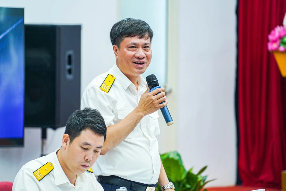 Phó Trưởng Thuế TP Hà Nội: Sổ sách kế toán có thể làm bằng Excel hoặc ghi chép thủ công với các trường hợp ở địa bàn xa, người lớn tuổi Phó Trưởng Thuế TP Hà Nội: Sổ sách kế toán có thể làm bằng Excel hoặc ghi chép thủ công với các trường hợp ở địa bàn xa, người lớn tuổi