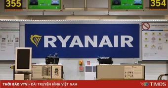 Phút giây sinh tử trên chuyến bay của Ryanair