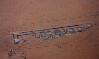 Quả đạn Iran rơi sát sở chỉ huy lực lượng Australia