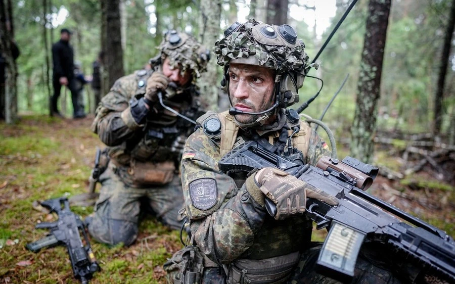 Quân đội Đức có đơn vị bí mật để cung cấp vũ khí cho Ukraine Quân đội Đức có đơn vị bí mật để cung cấp vũ khí cho Ukraine