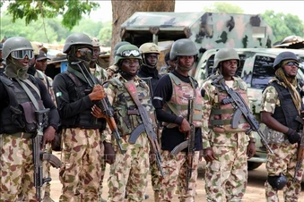 Quân đội Nigeria tiêu diệt và bắt giữ hàng chục nghi phạm khủng bố