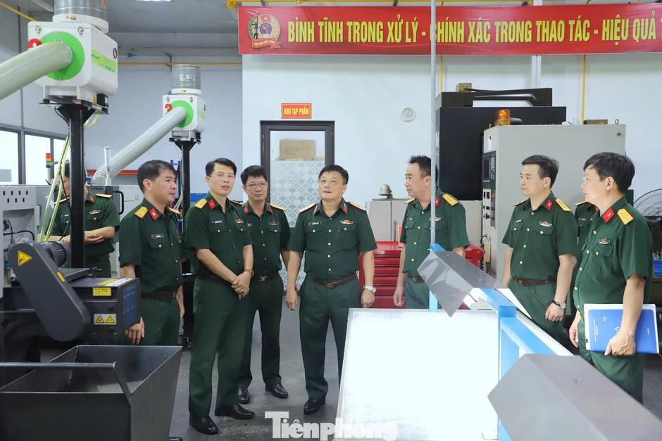 Quân đội tìm những ‘bàn tay vàng’ hiện đại hóa vũ khí Quân đội tìm những ‘bàn tay vàng’ hiện đại hóa vũ khí