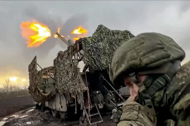 Quân Kiev đầu hàng ở Konstantinovka – Báo Ba Lan đưa tin về “đòn đánh của Nga vào tàu chiến NATO, nổ súng dữ dội”