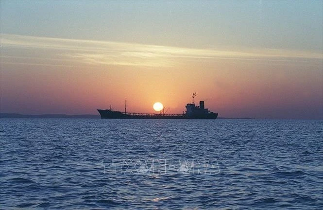 Quốc hội Iran chuẩn bị dự luật hạn chế tàu thuyền của các nước ‘thù địch’ ở Vùng Vịnh Quốc hội Iran chuẩn bị dự luật hạn chế tàu thuyền của các nước ‘thù địch’ ở Vùng Vịnh