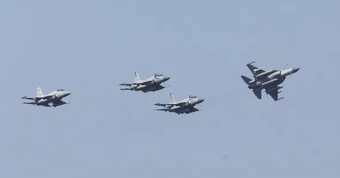 Reuters: Pakistan triển khai máy bay chiến đấu và 8.000 quân tới Saudi Arabia