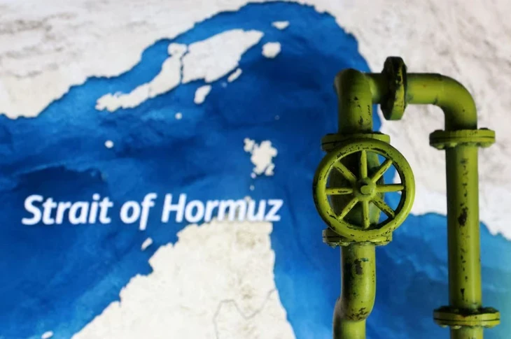 Rộ tin Iran và Oman sẽ thu phí qua eo biển Hormuz trong 2 tuần ngừng bắn Rộ tin Iran và Oman sẽ thu phí qua eo biển Hormuz trong 2 tuần ngừng bắn