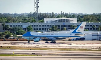 Sân bay ở Florida sắp được đổi theo tên ông Trump