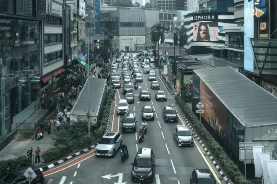 Sáng kiến 'Bangun KL' giảm ùn tắc tại Kuala Lumpur Sáng kiến 'Bangun KL' giảm ùn tắc tại Kuala Lumpur