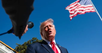Sau “Vịnh America”, ông Trump lại muốn đổi tên một thứ quen thuộc: Ai dùng từ cũ "đều là KẺ THÙ!"