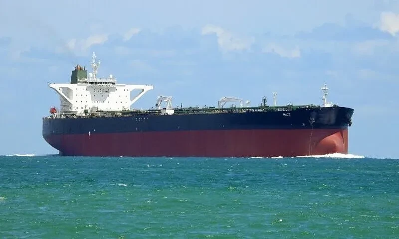 Siêu tàu chở dầu Iran vượt qua phong tỏa của Mỹ