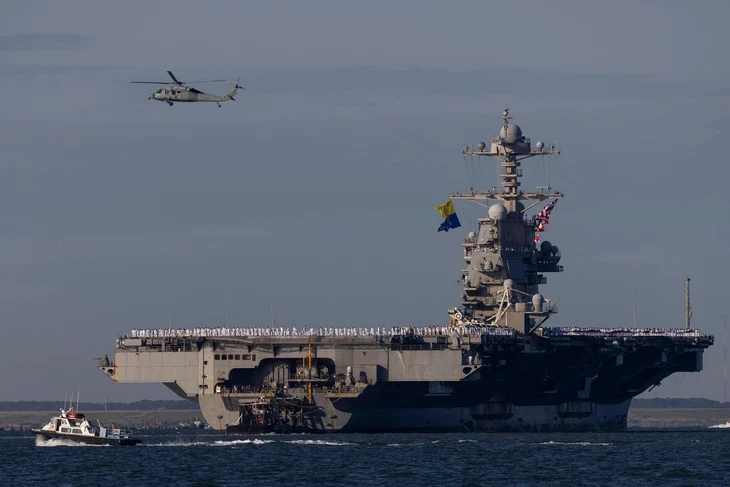 Siêu tàu sân bay USS Gerald R. Ford trở về Mỹ sau 326 ngày làm nhiệm vụ Siêu tàu sân bay USS Gerald R. Ford trở về Mỹ sau 326 ngày làm nhiệm vụ