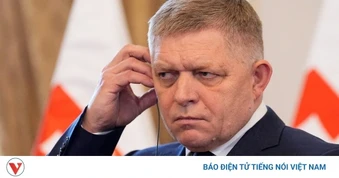 Slovakia cân nhắc cùng Hungary chặn khoản vay 90 tỷ euro của EU cho Ukraine