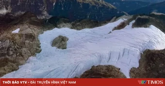 Sông băng nhiệt đới cuối cùng ở Indonesia có nguy cơ sắp biến mất