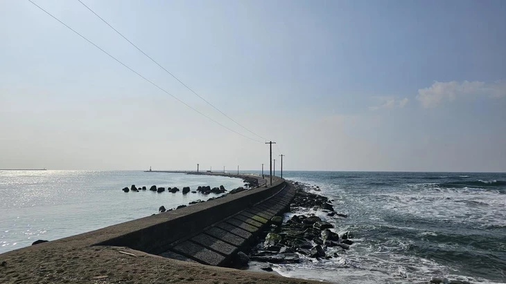 Sóng lớn cuốn 5 thực tập sinh Việt xuống biển tại Nhật Bản, 1 người chết, 3 người mất tích Sóng lớn cuốn 5 thực tập sinh Việt xuống biển tại Nhật Bản, 1 người chết, 3 người mất tích