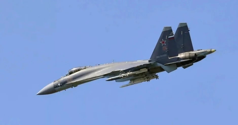 Su-35 Nga phóng tên lửa Kh-31PM vào hệ thống Patriot Ukraine