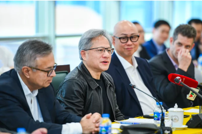 Sự chuyển hướng chiến lược trong quan hệ Việt - Mỹ Sự chuyển hướng chiến lược trong quan hệ Việt - Mỹ
