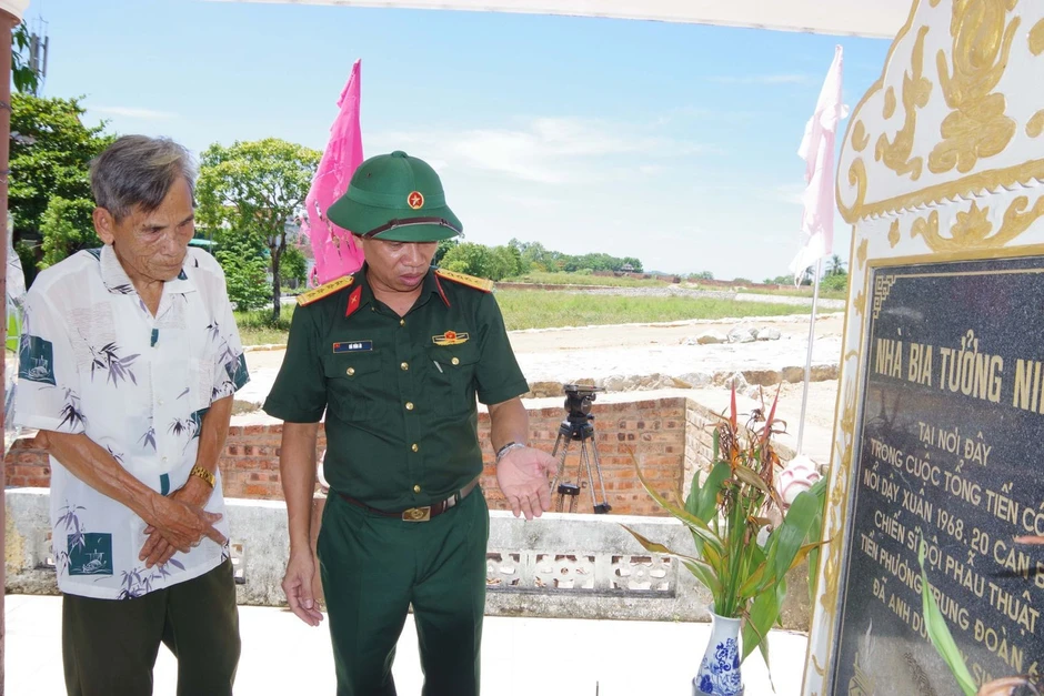 Sử dụng ra đa xuyên đất khảo sát địa điểm nghi có mộ liệt sĩ tập thể trong Kinh thành Huế Sử dụng ra đa xuyên đất khảo sát địa điểm nghi có mộ liệt sĩ tập thể trong Kinh thành Huế