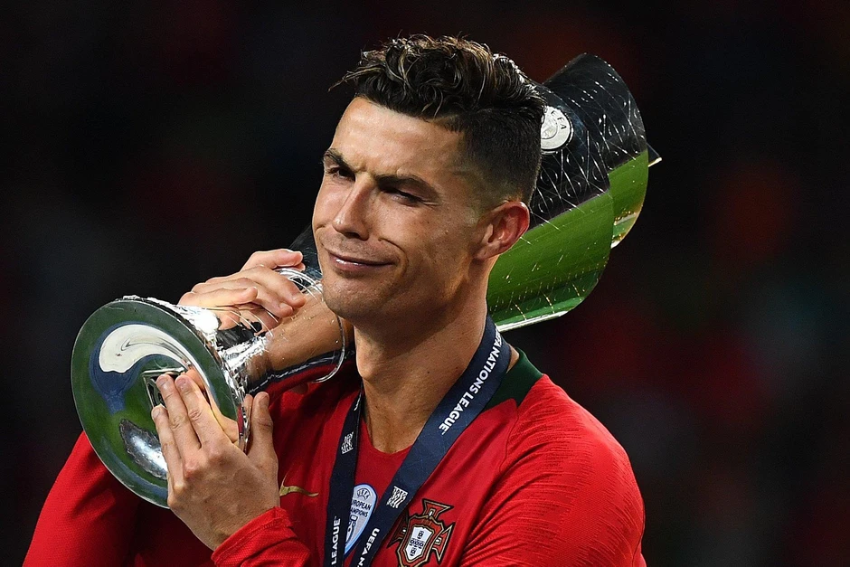 Tài sản của tỷ phú Ronaldo Tài sản của tỷ phú Ronaldo