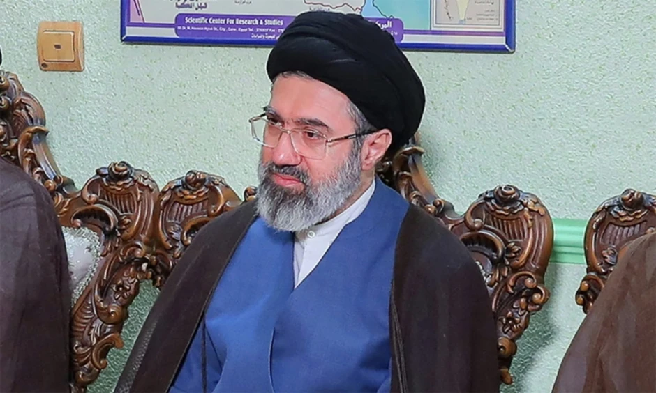 Tân Lãnh tụ Tối cao Iran tuyên bố sẽ tiếp tục phong tỏa Eo biển Hormuz Tân Lãnh tụ Tối cao Iran tuyên bố sẽ tiếp tục phong tỏa Eo biển Hormuz