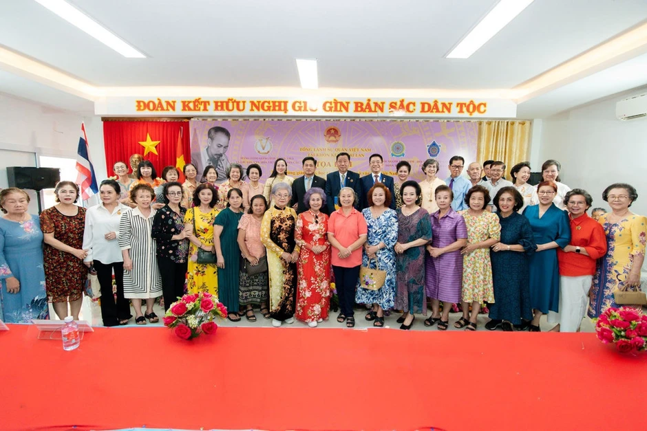 Tăng cường giảng dạy, học tập tiếng Việt tại đông bắc Thái Lan Tăng cường giảng dạy, học tập tiếng Việt tại đông bắc Thái Lan