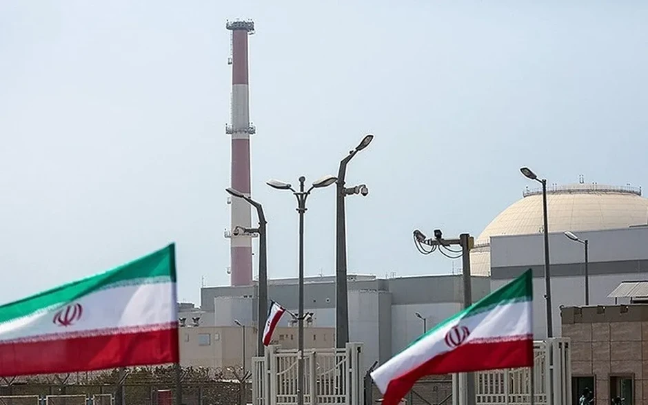 Tập đoàn Nga sơ tán khẩn nhân viên khỏi nhà máy điện hạt nhân Bushehr tại Iran Tập đoàn Nga sơ tán khẩn nhân viên khỏi nhà máy điện hạt nhân Bushehr tại Iran