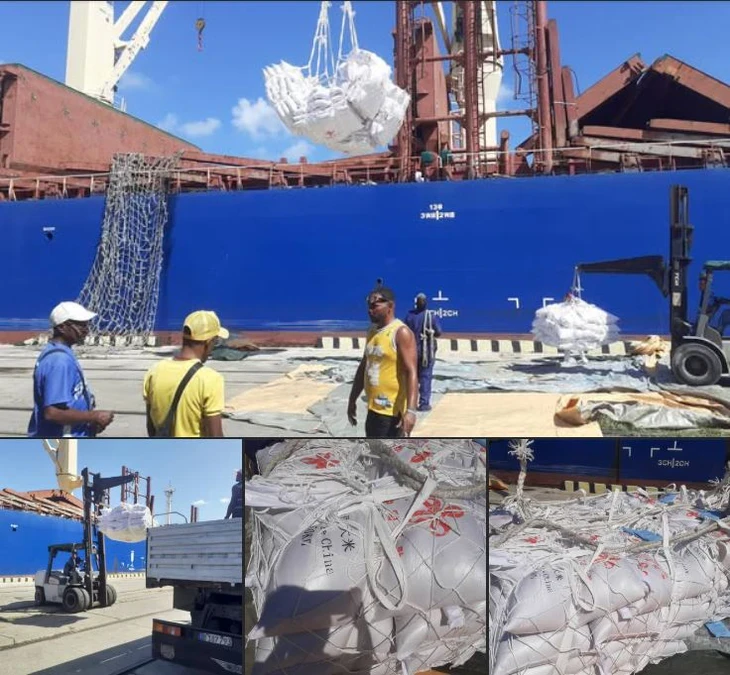 Tàu chở 15.000 tấn gạo viện trợ từ Trung Quốc cập cảng Cuba Tàu chở 15.000 tấn gạo viện trợ từ Trung Quốc cập cảng Cuba
