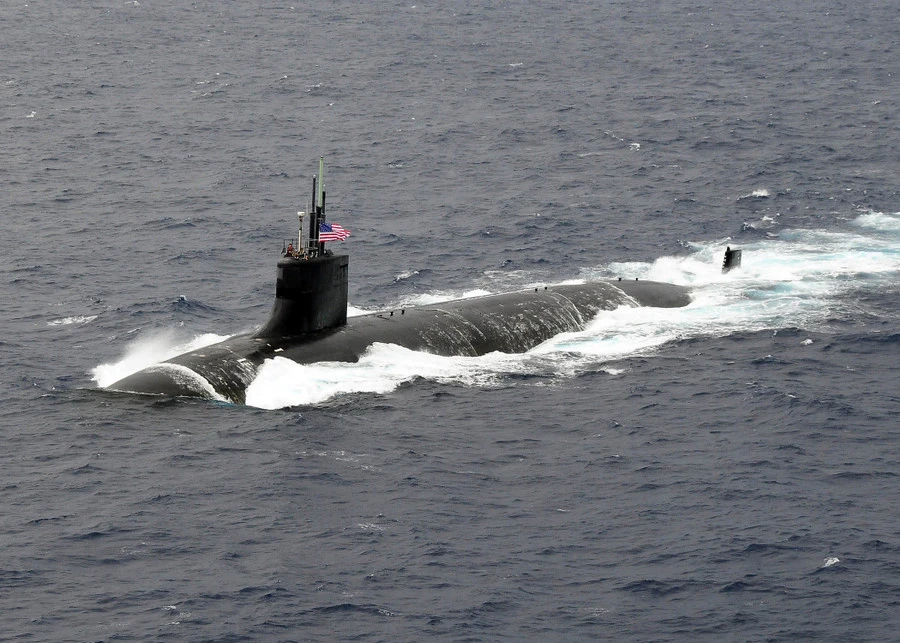 Tàu ngầm hạt nhân USS Connecticut chưa thể hoạt động sau vụ tai nạn ở Biển Đông Tàu ngầm hạt nhân USS Connecticut chưa thể hoạt động sau vụ tai nạn ở Biển Đông