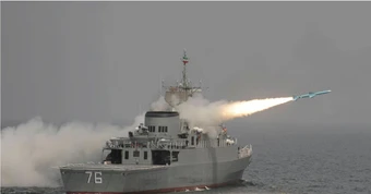 Tàu ngầm tấn công tàu chiến Iran ngoài khơi Sri Lanka