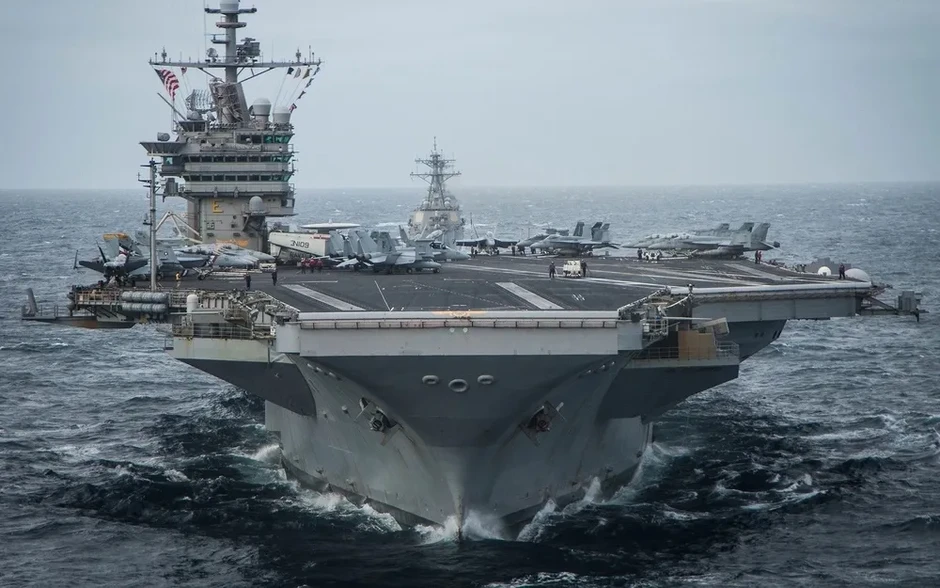 Tàu sân bay hạt nhân USS George Washington của Mỹ quay lại Nhật Bản Tàu sân bay hạt nhân USS George Washington của Mỹ quay lại Nhật Bản